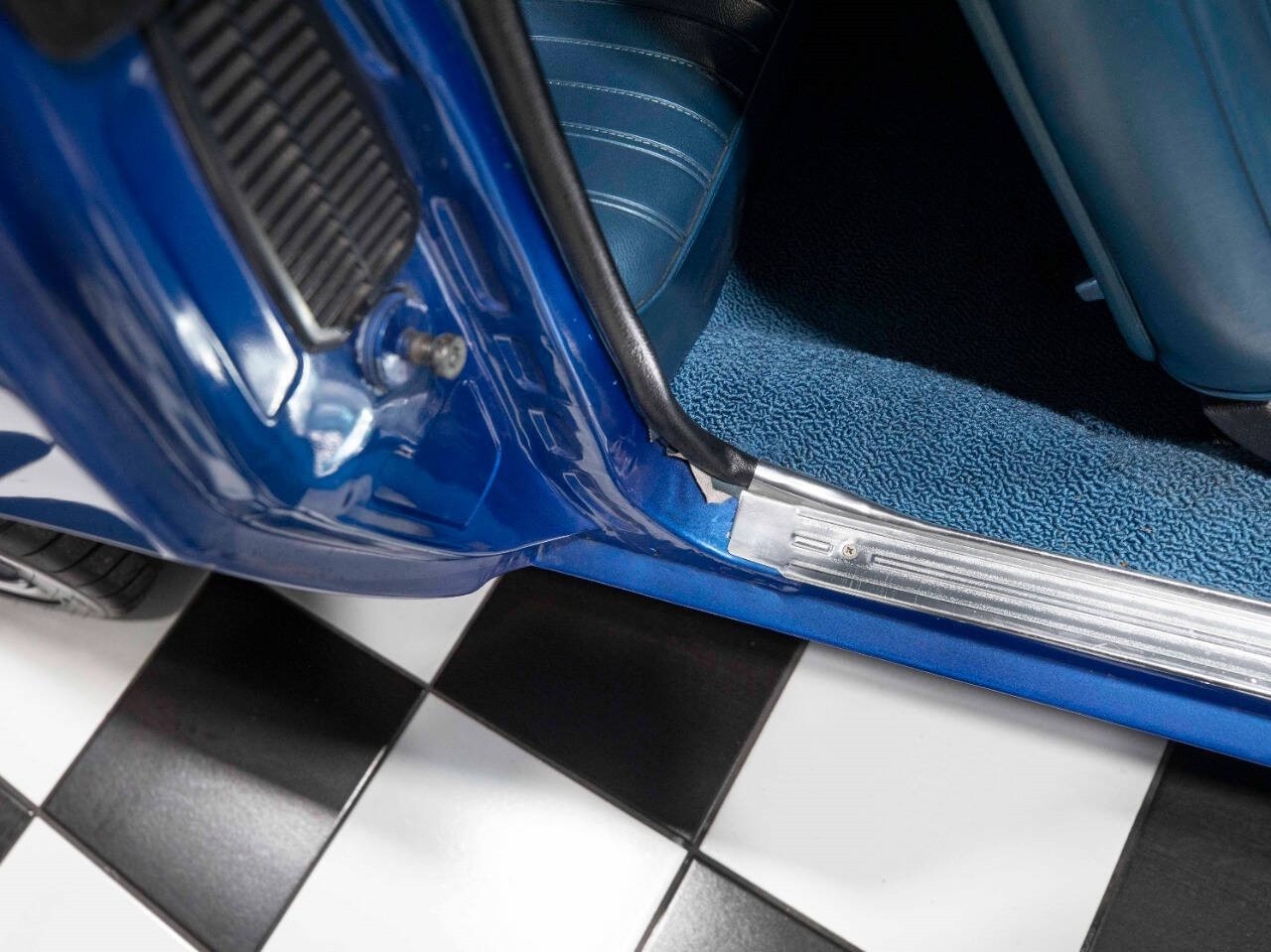 Chevrolet-Camaro-1968-Coupe-34