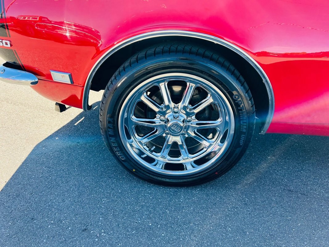 Chevrolet-Camaro-1968-Coupe-37