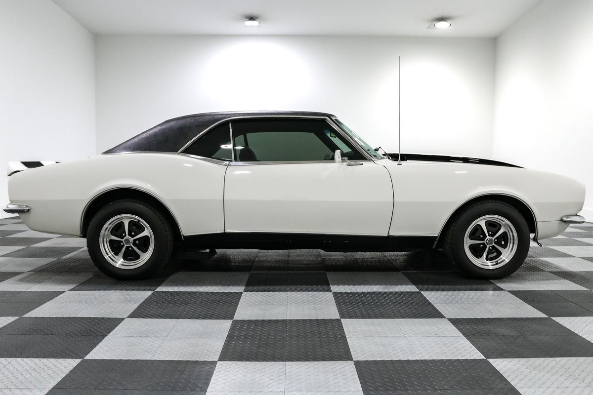 Chevrolet-Camaro-1968-Coupe-7