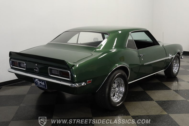 Chevrolet-Camaro-1968-Dark-Green-Metallic-Black-21