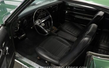 Chevrolet-Camaro-1968-Dark-Green-Metallic-Black-3
