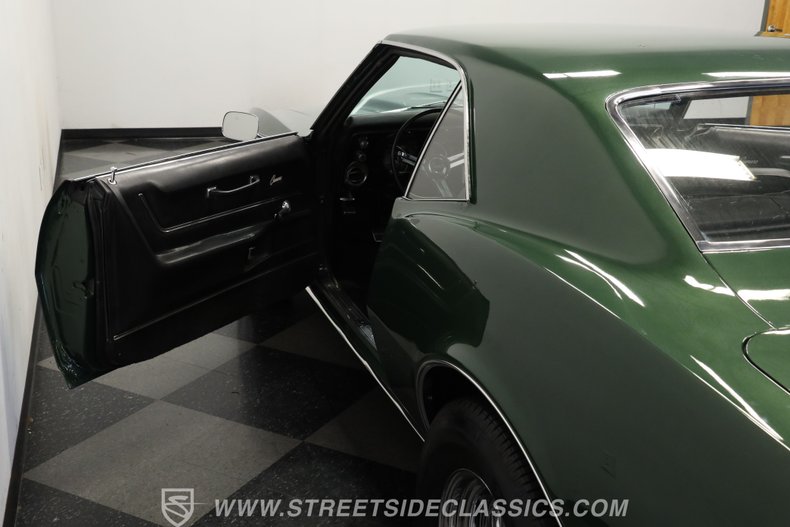 Chevrolet-Camaro-1968-Dark-Green-Metallic-Black-34