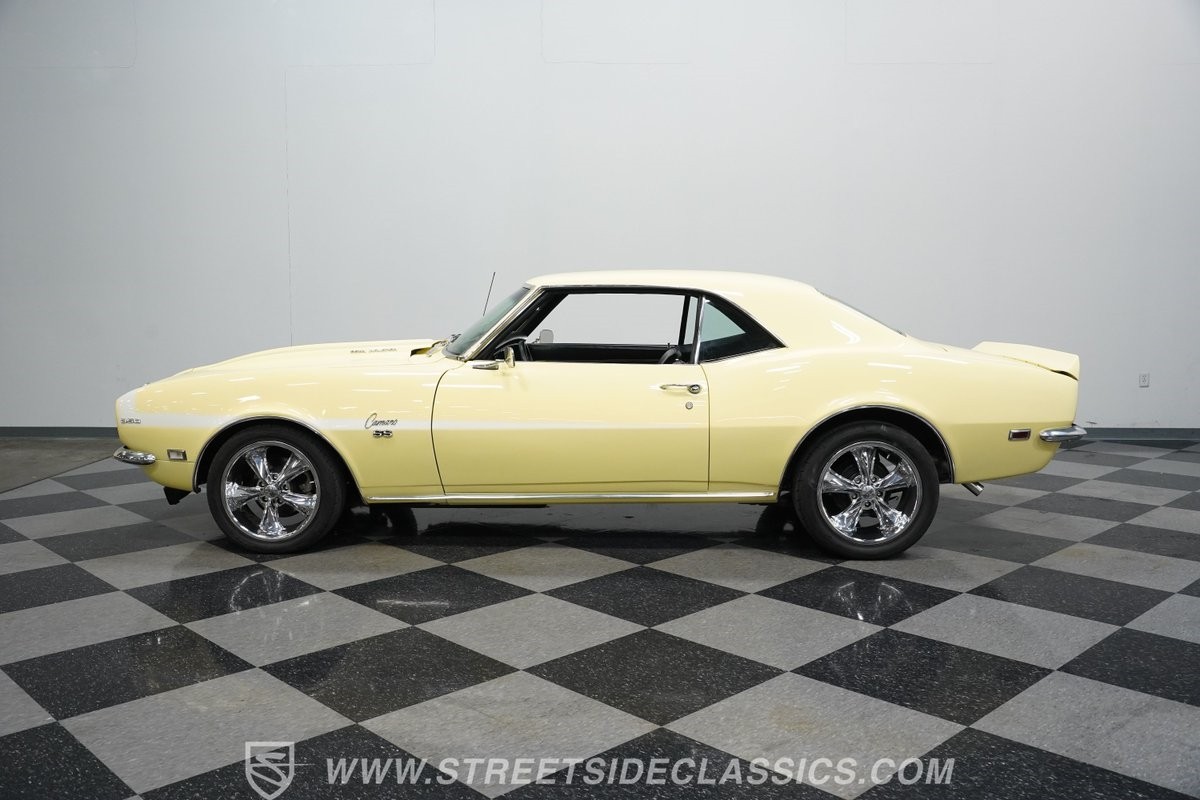 Chevrolet-Camaro-1968-Hardtop-2