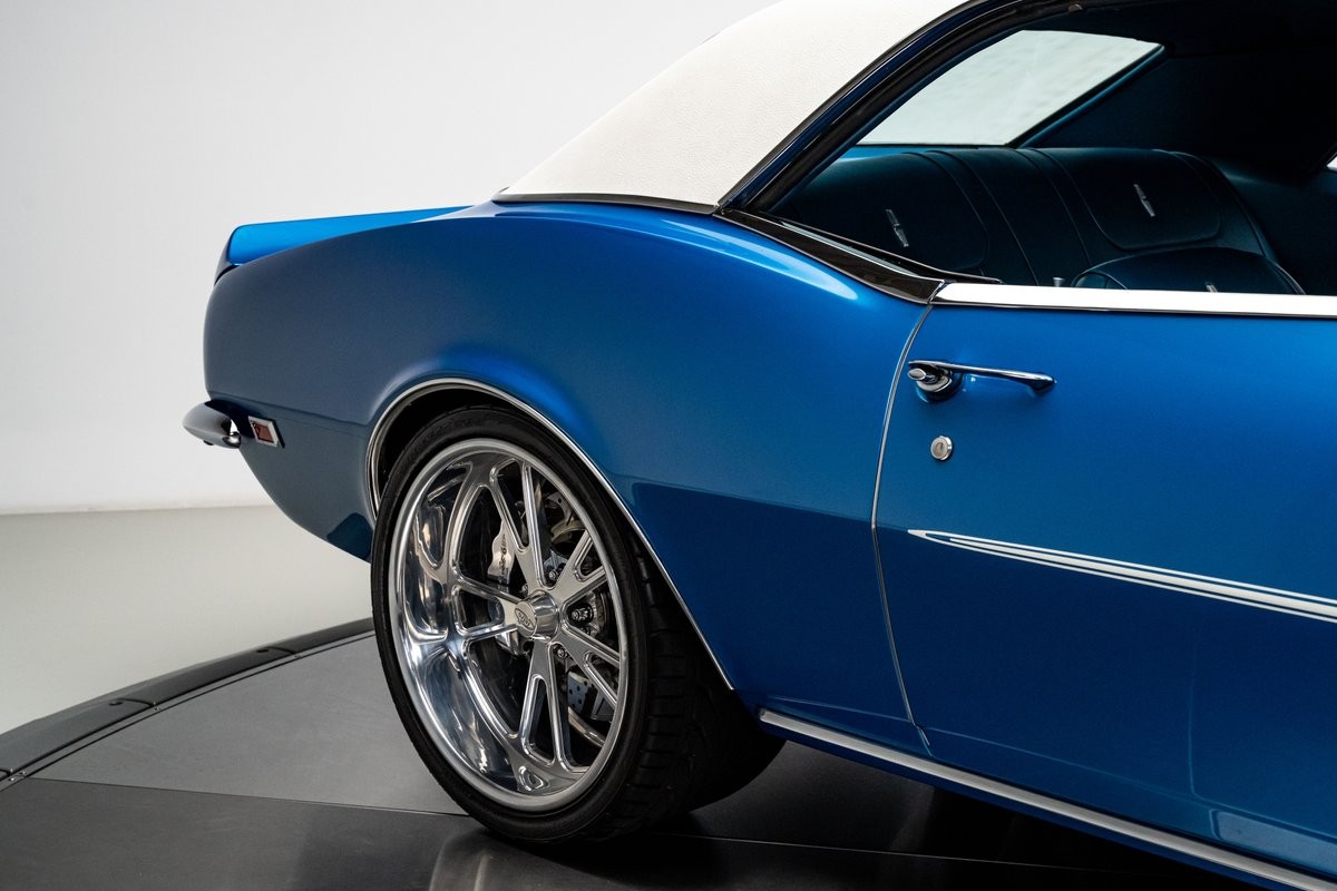 Chevrolet-Camaro-1968-Hardtop-25