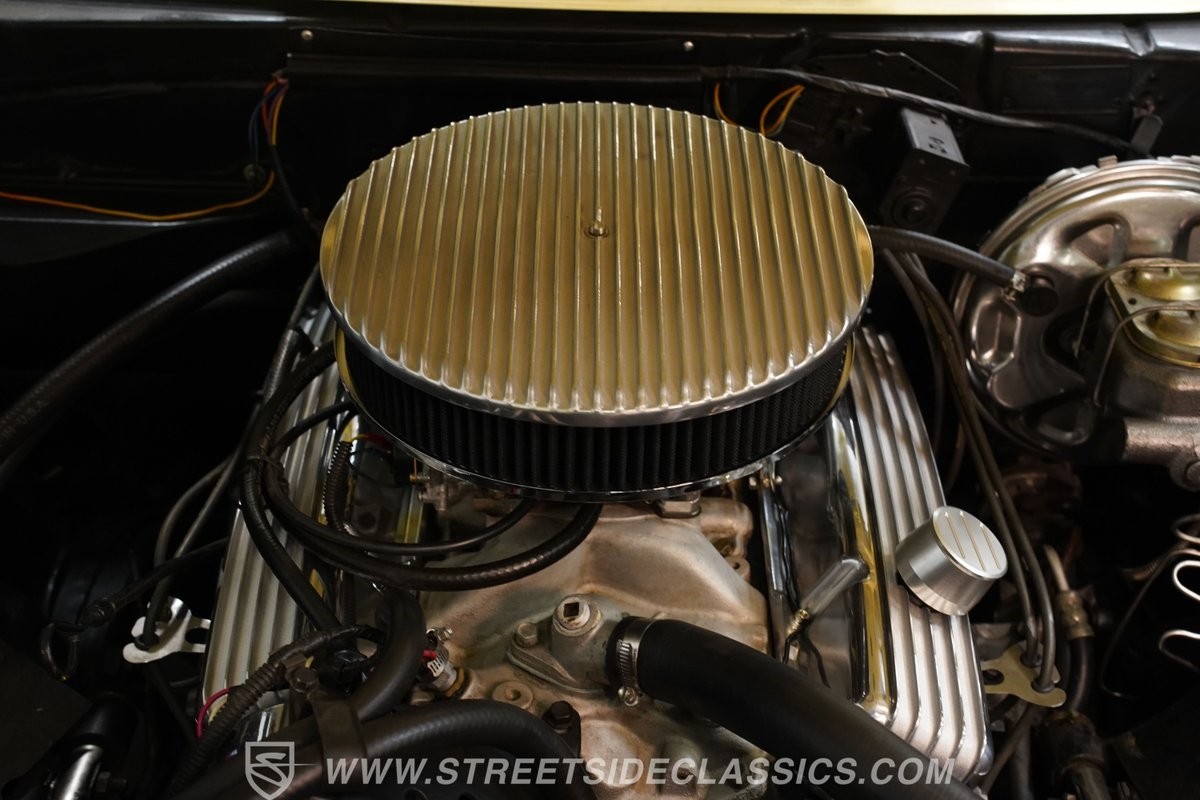 Chevrolet-Camaro-1968-Hardtop-33