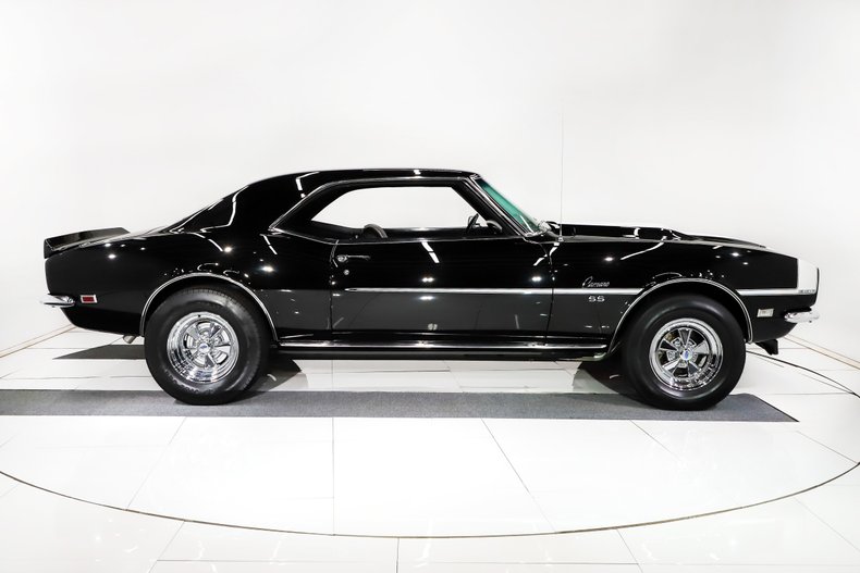 Chevrolet-Camaro-1968-Tuxedo-Black-Black-2