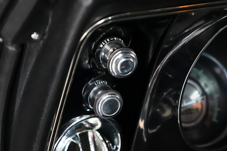 Chevrolet-Camaro-1968-Tuxedo-Black-Black-29