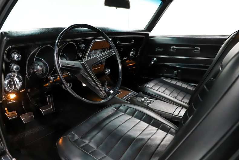 Chevrolet-Camaro-1968-Tuxedo-Black-Black