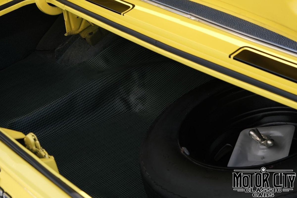 Chevrolet-Camaro-1969-17