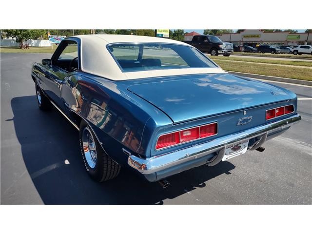Chevrolet-Camaro-1969-2-door-coupe-13
