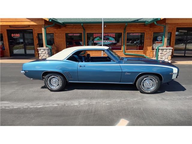 Chevrolet-Camaro-1969-2-door-coupe-23
