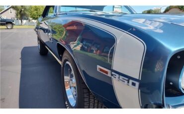 Chevrolet-Camaro-1969-2-door-coupe-33