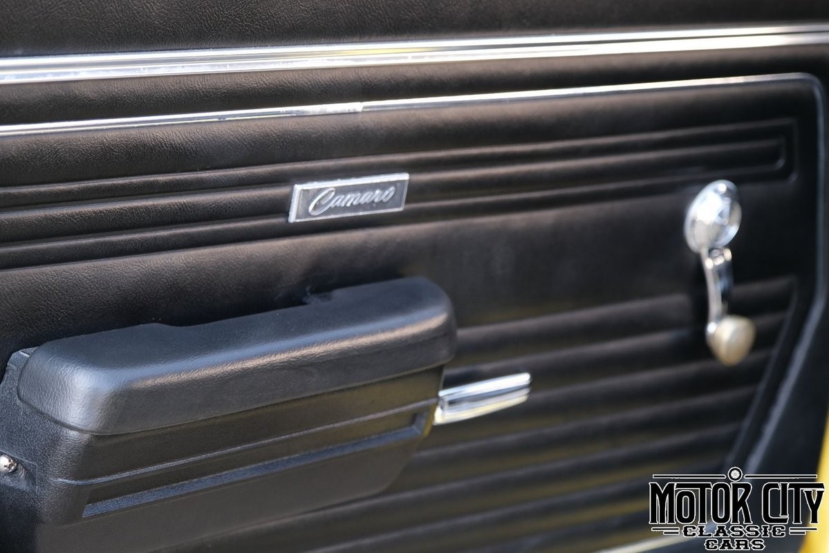 Chevrolet-Camaro-1969-24