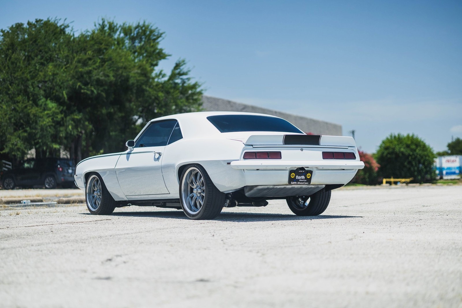 Chevrolet-Camaro-1969-2D-Coupe-15