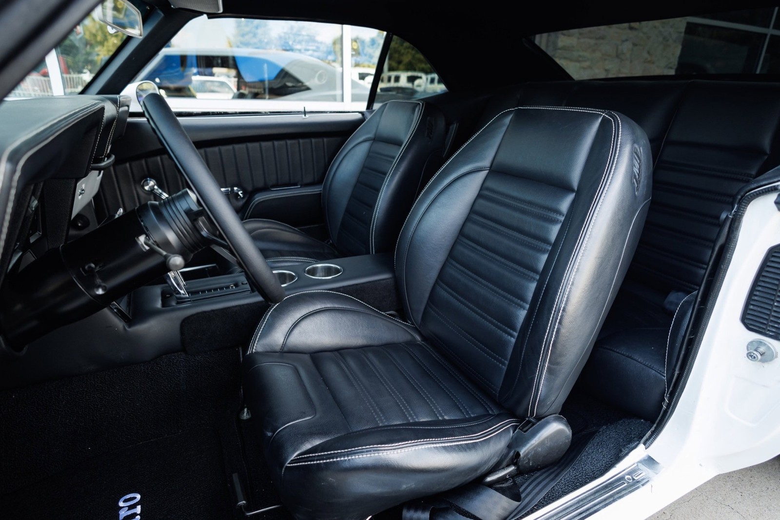 Chevrolet-Camaro-1969-2D-Coupe-20