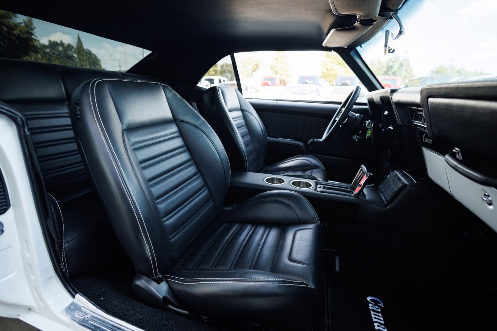 Chevrolet-Camaro-1969-2D-Coupe-23