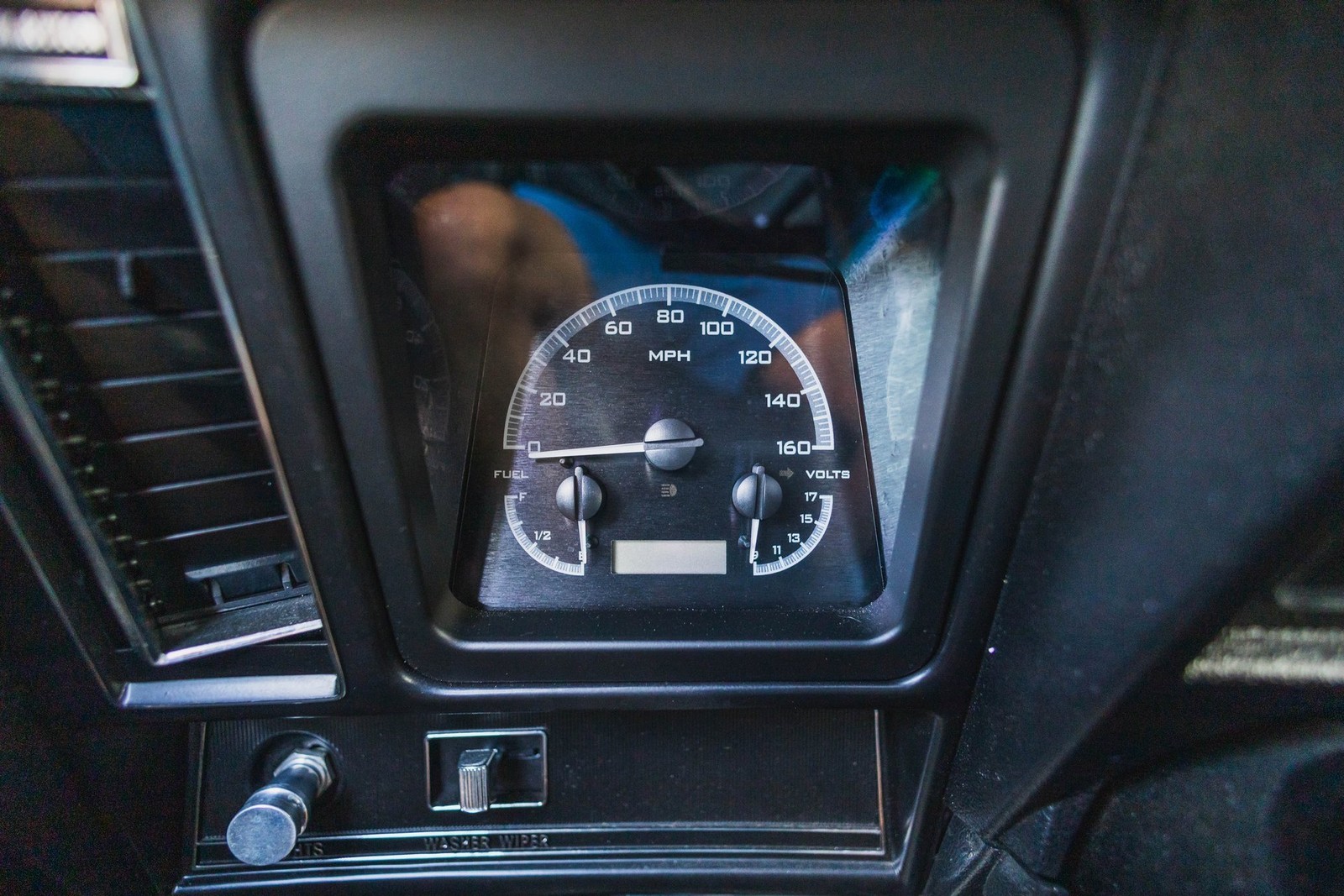 Chevrolet-Camaro-1969-2D-Coupe-29