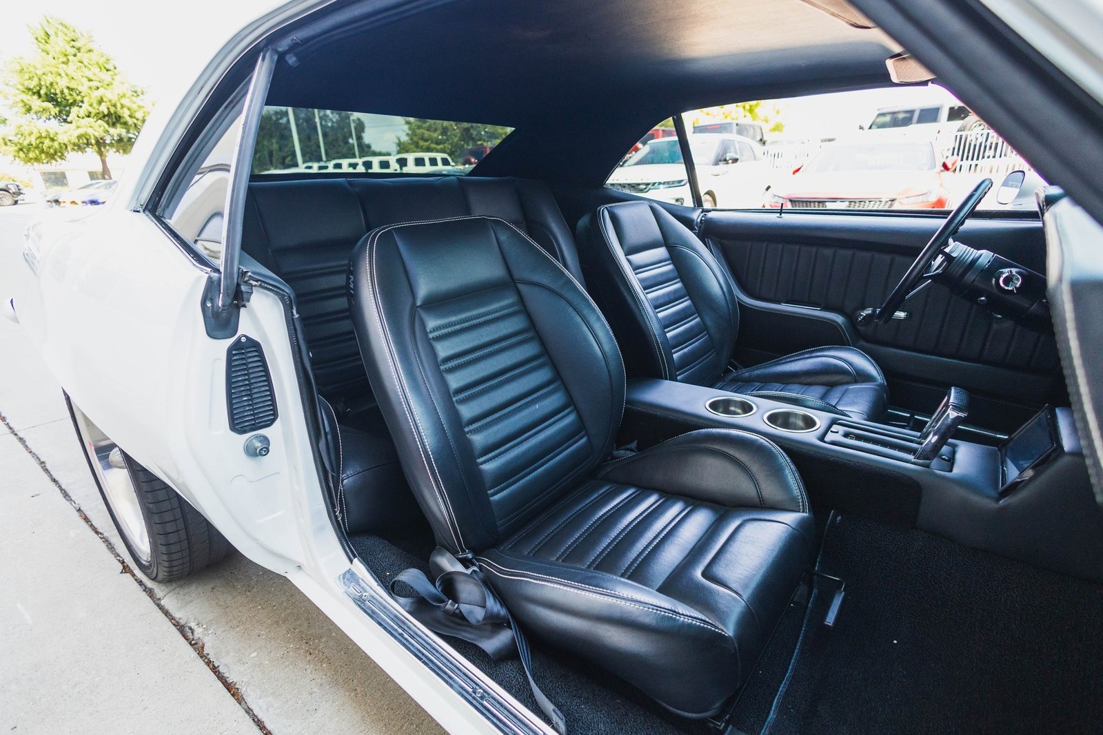 Chevrolet-Camaro-1969-2D-Coupe-37