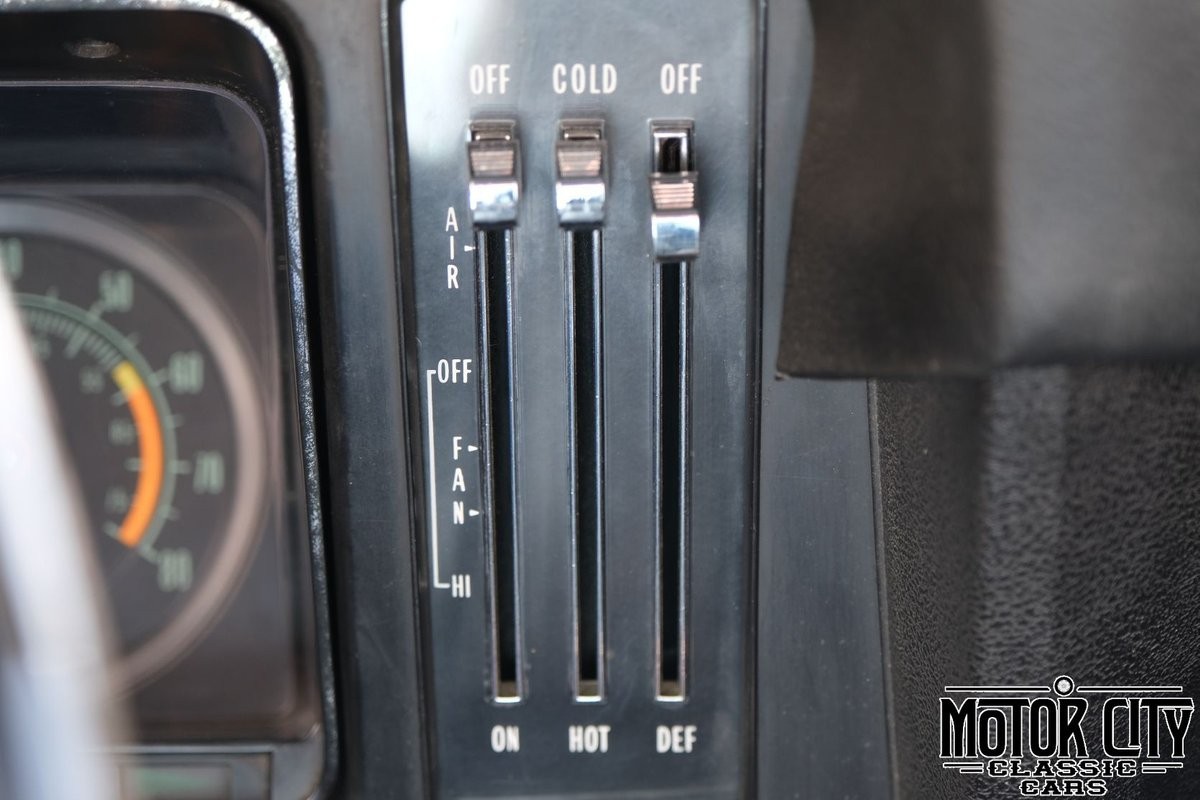 Chevrolet-Camaro-1969-35