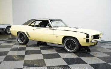 Chevrolet-Camaro-1969-Butternut-Yellow-Black-12