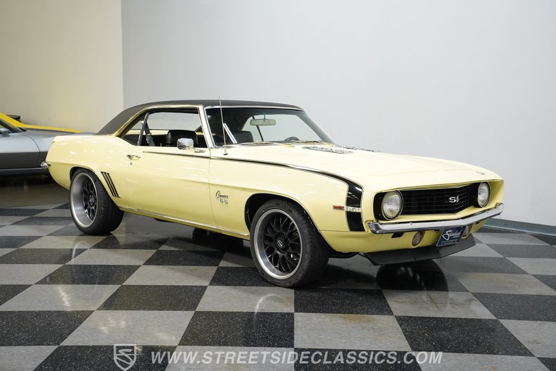 Chevrolet-Camaro-1969-Butternut-Yellow-Black-3