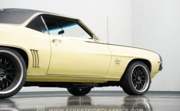Chevrolet-Camaro-1969-Butternut-Yellow-Black-31