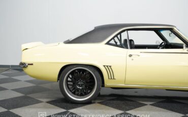 Chevrolet-Camaro-1969-Butternut-Yellow-Black-32