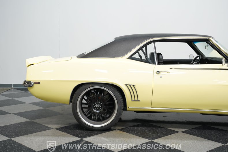 Chevrolet-Camaro-1969-Butternut-Yellow-Black-32