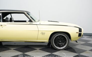 Chevrolet-Camaro-1969-Butternut-Yellow-Black-33