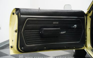 Chevrolet-Camaro-1969-Butternut-Yellow-Black-38