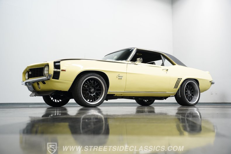 Chevrolet-Camaro-1969-Butternut-Yellow-Black-4