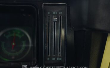 Chevrolet-Camaro-1969-Butternut-Yellow-Black-43