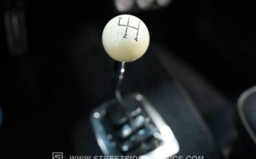 Chevrolet-Camaro-1969-Butternut-Yellow-Black-44