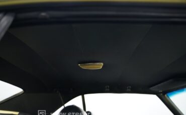 Chevrolet-Camaro-1969-Butternut-Yellow-Black-47