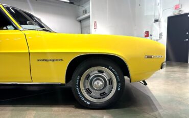 Chevrolet-Camaro-1969-Coupe-10