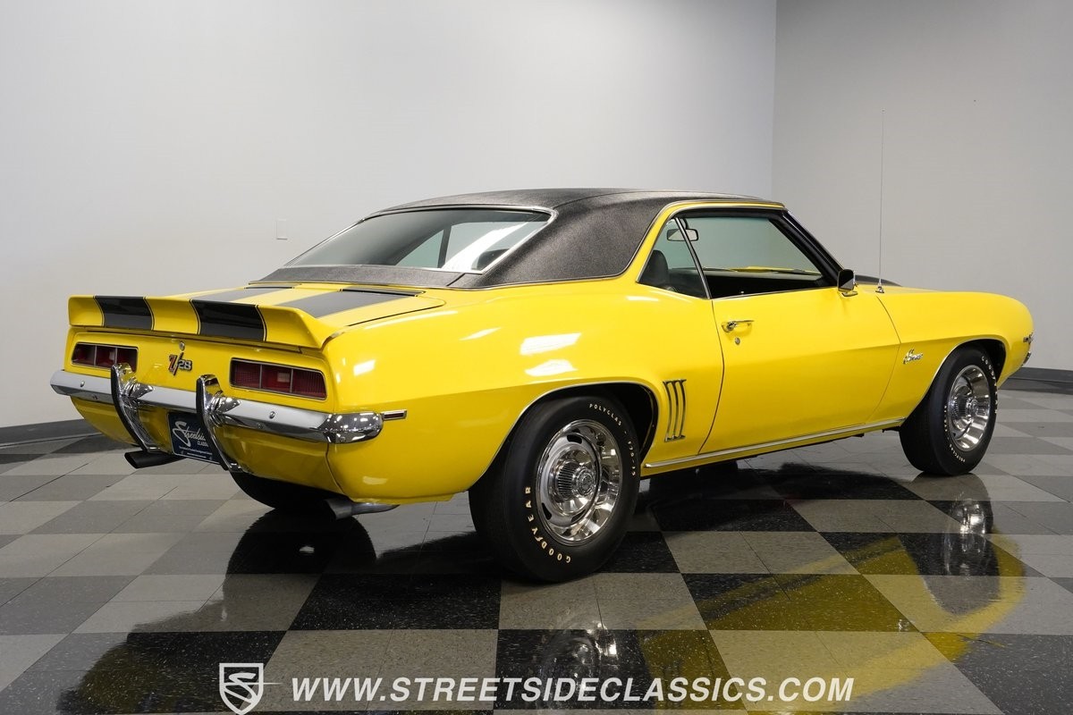 Chevrolet-Camaro-1969-Coupe-12