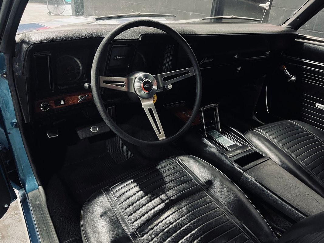 Chevrolet-Camaro-1969-Coupe-15