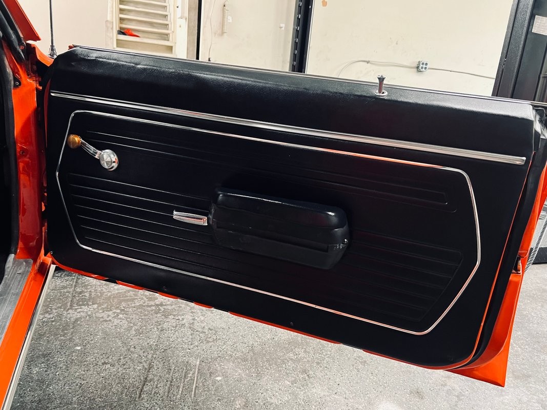 Chevrolet-Camaro-1969-Coupe-15