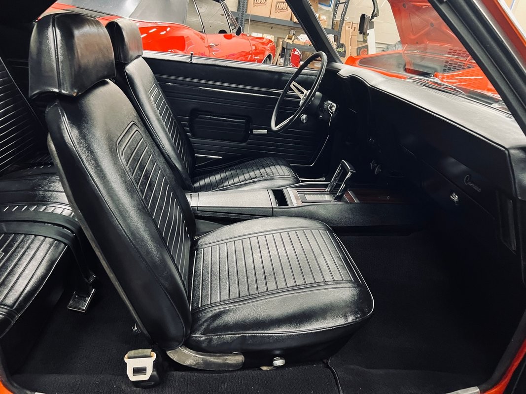 Chevrolet-Camaro-1969-Coupe-16