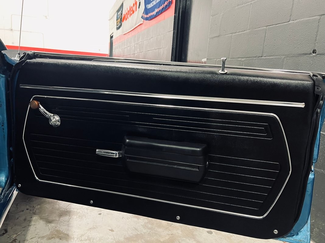 Chevrolet-Camaro-1969-Coupe-17