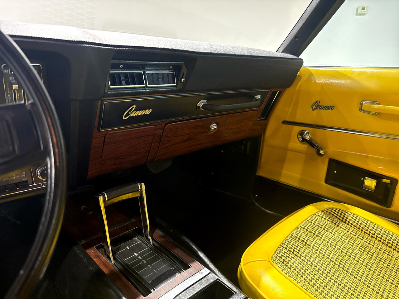 Chevrolet-Camaro-1969-Coupe-18