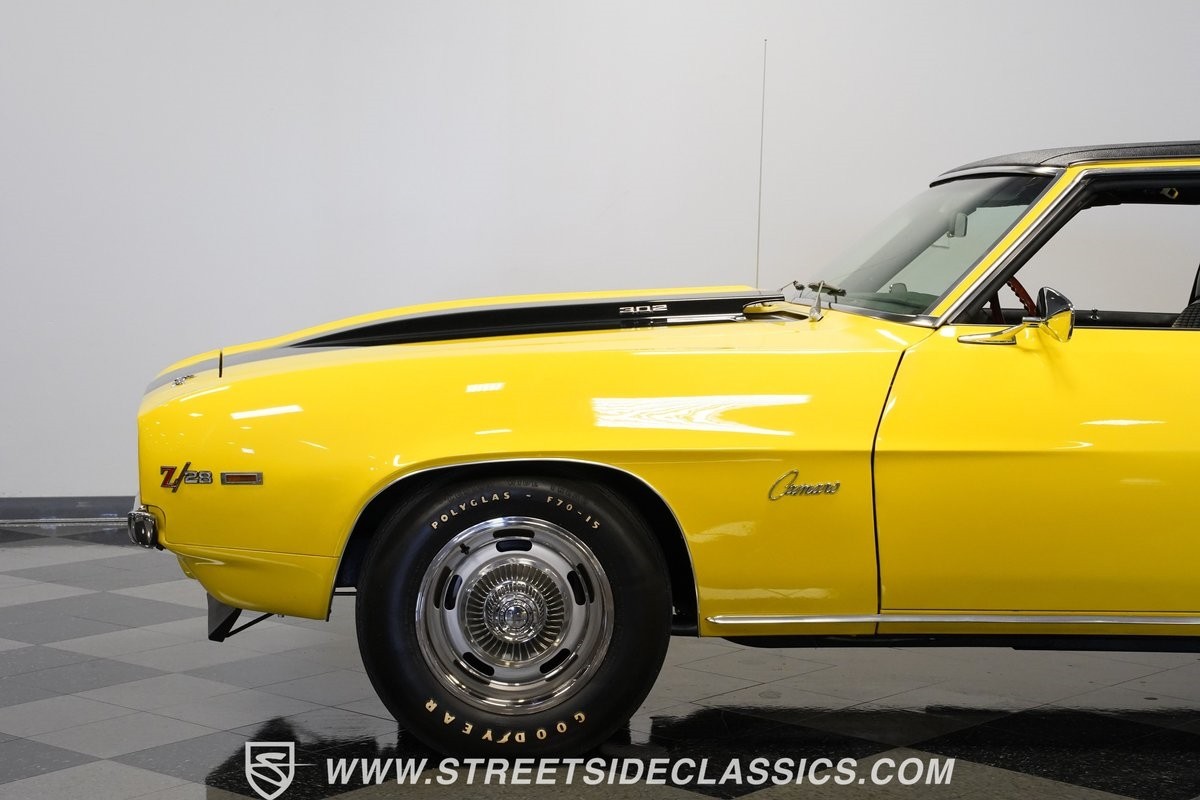 Chevrolet-Camaro-1969-Coupe-23