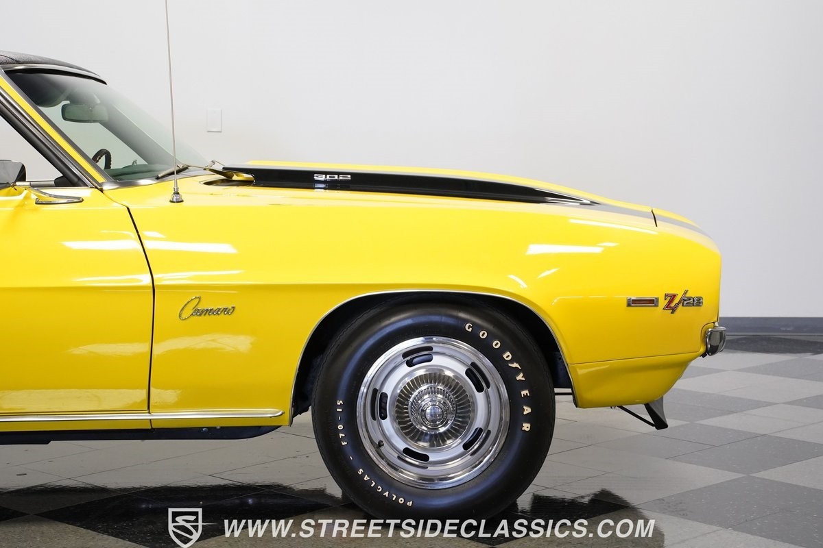 Chevrolet-Camaro-1969-Coupe-30