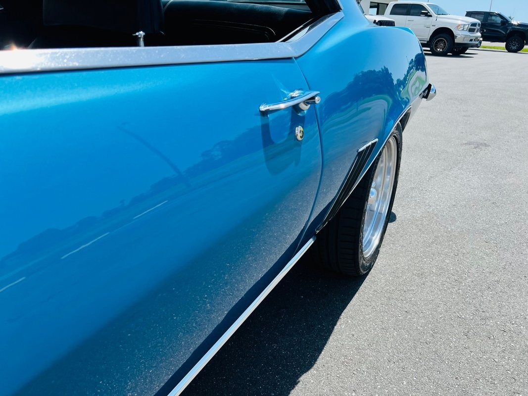 Chevrolet-Camaro-1969-Coupe-34