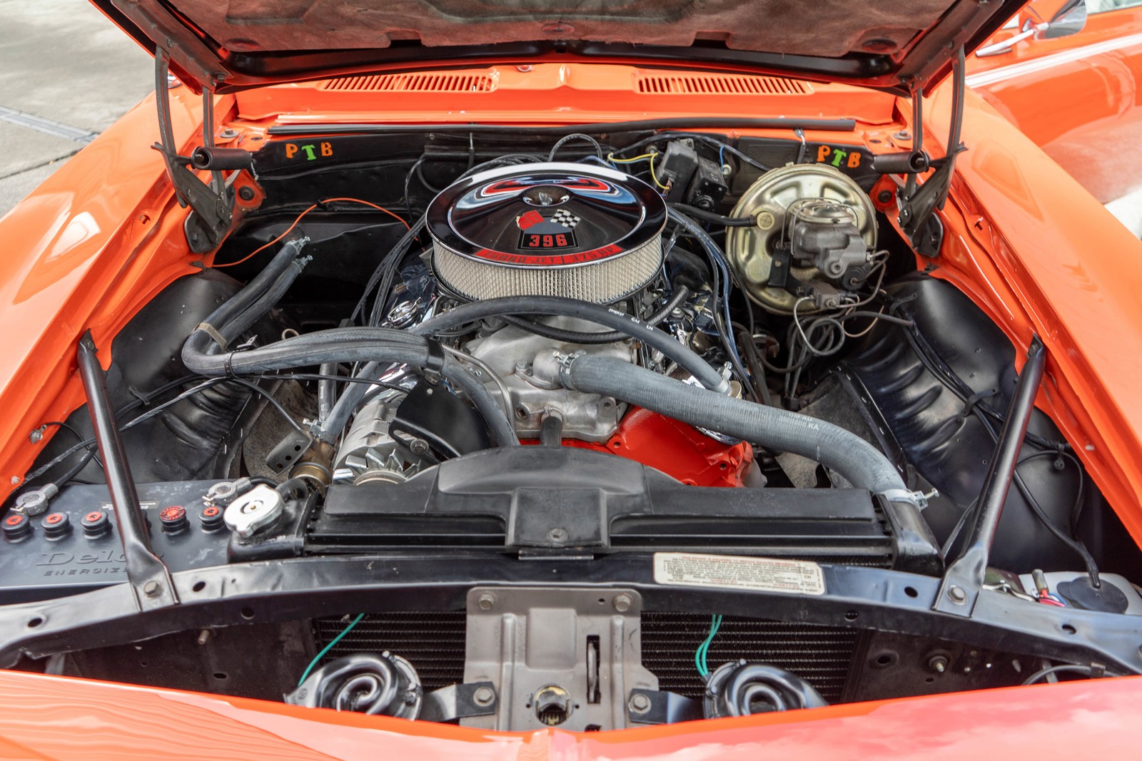 Chevrolet-Camaro-1969-Coupe-35