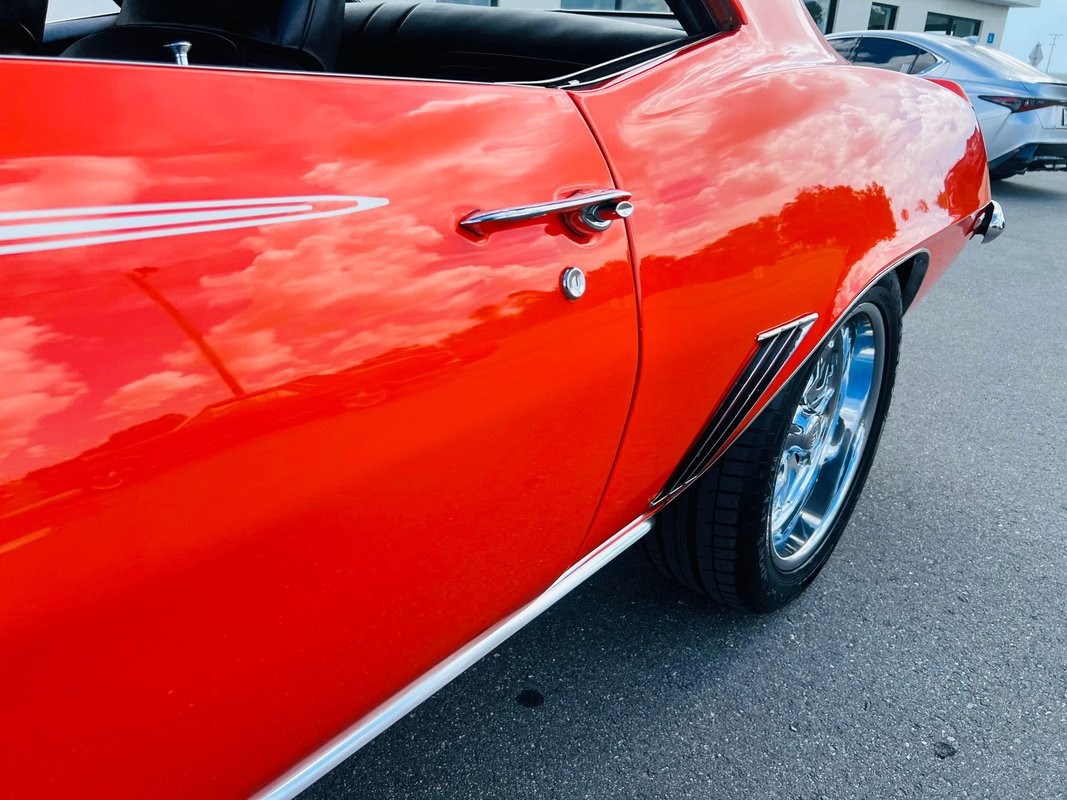 Chevrolet-Camaro-1969-Coupe-35