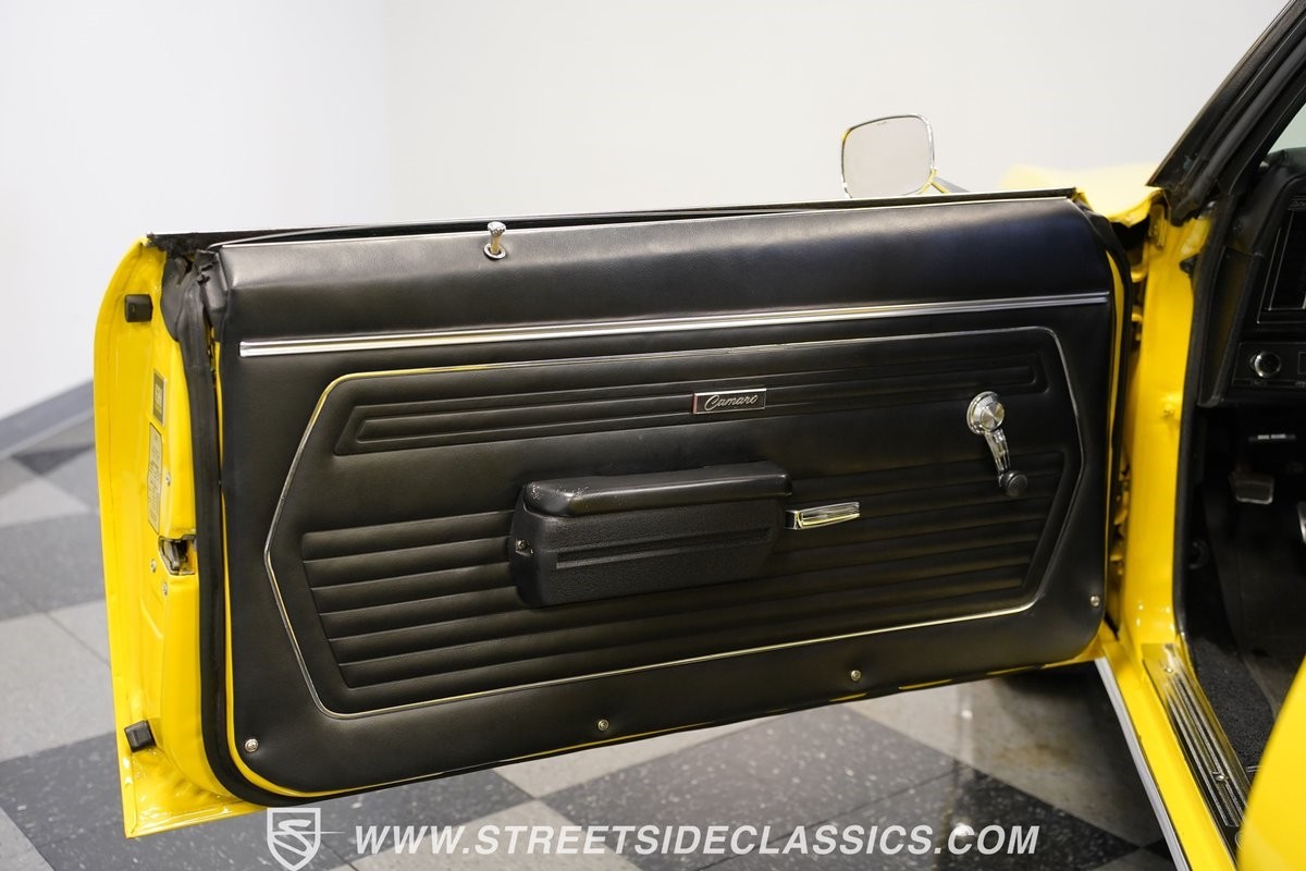 Chevrolet-Camaro-1969-Coupe-37