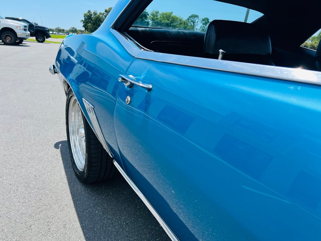 Chevrolet-Camaro-1969-Coupe-38