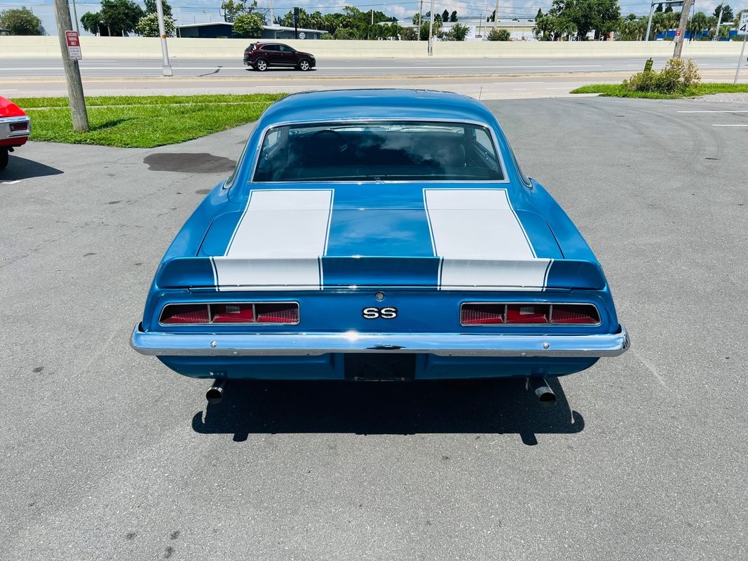 Chevrolet-Camaro-1969-Coupe-4