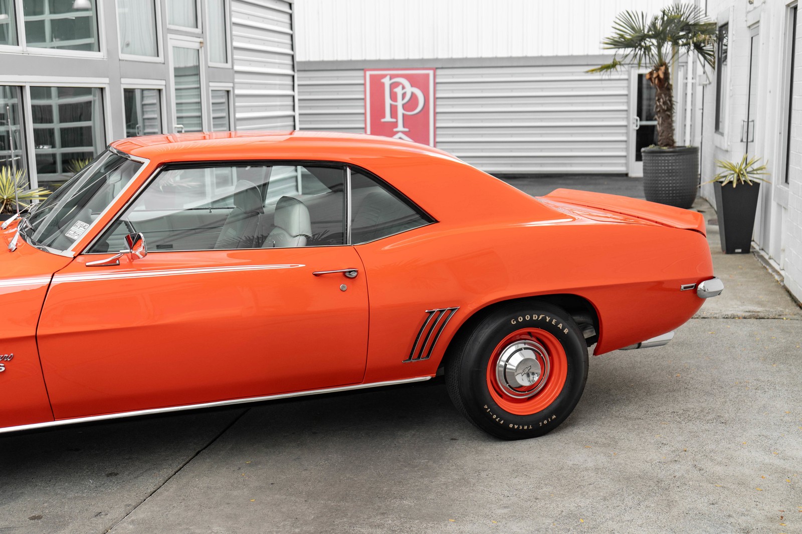 Chevrolet-Camaro-1969-Coupe-6